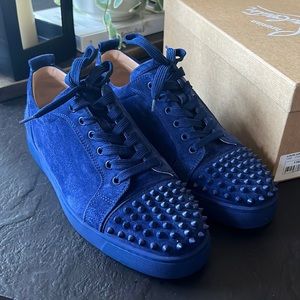 Christian Louboutin Louis Junior Spikes Flat Veau Velours/GG (Men’s)